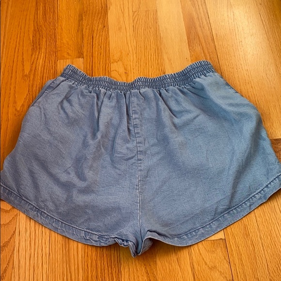 Forever 21 Denim Shorts - Picture 2 of 3